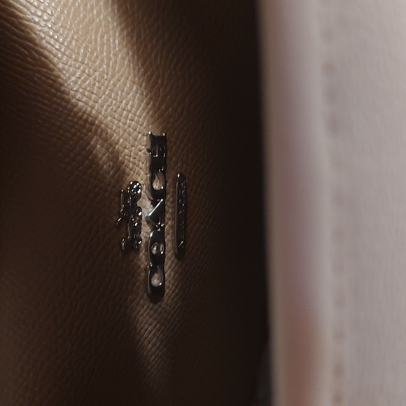 Nwt Small City Coach Tote - Picture 8 of 9